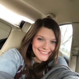 Meet your Posher, Karlee